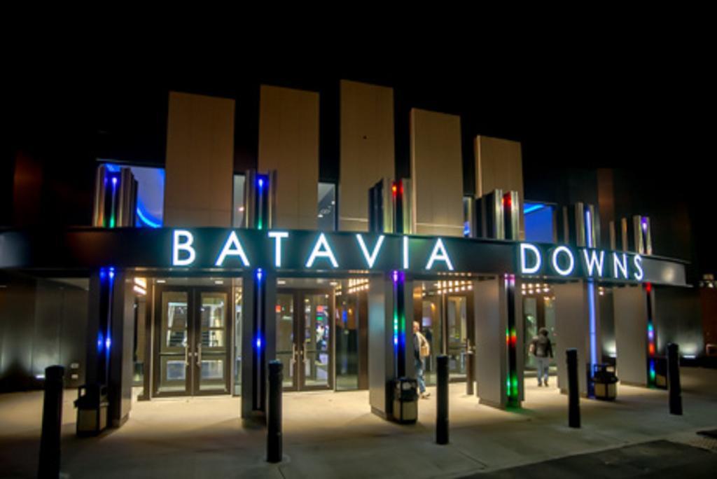 Hotel At Batavia Downs Luaran gambar